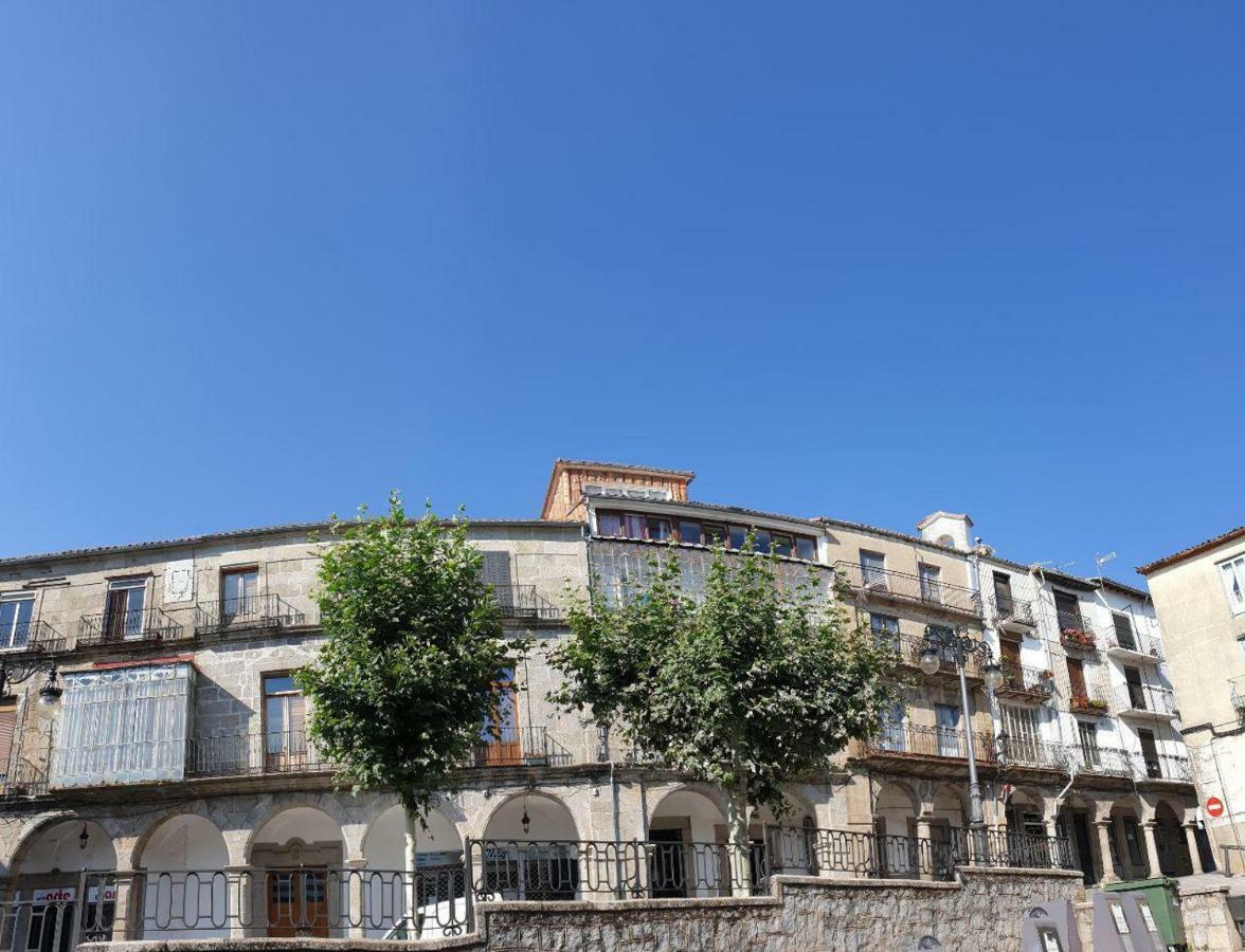 Apartamento Portales de Pizarro Béjar Exterior foto